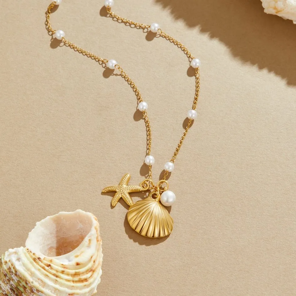 Aria Shell Charm Necklace