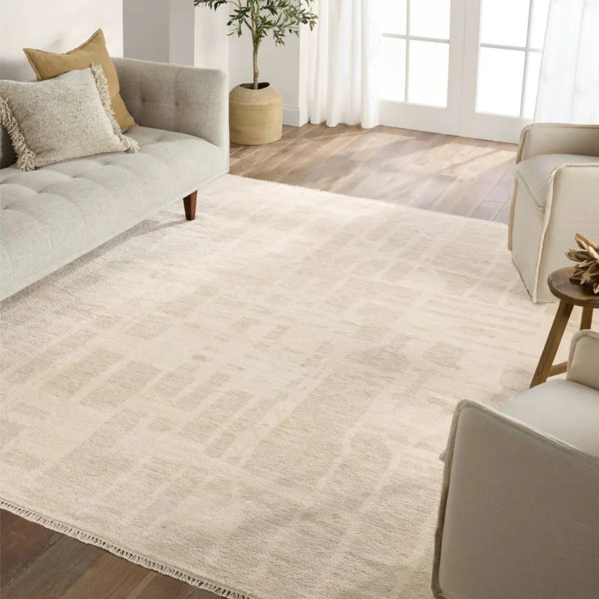 Ashend Airme Hand Knotted Rug