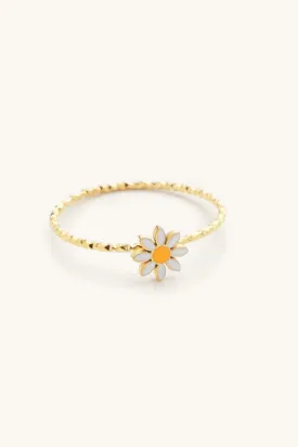 dainty daisy gold ring