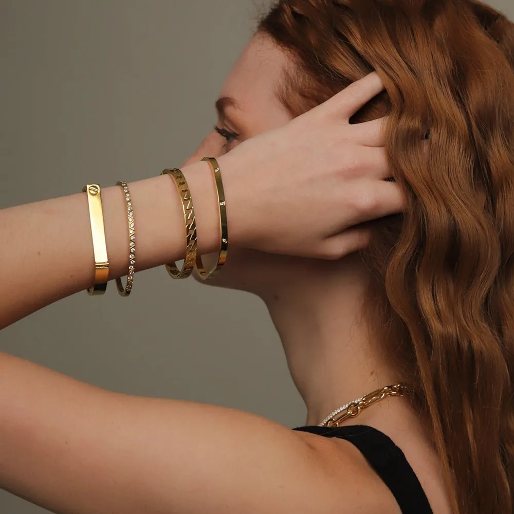 LOCK BAR GOLDEN BRACELET